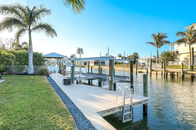 231 STERLING AVENUE, Fort Myers Beach, FL 33931