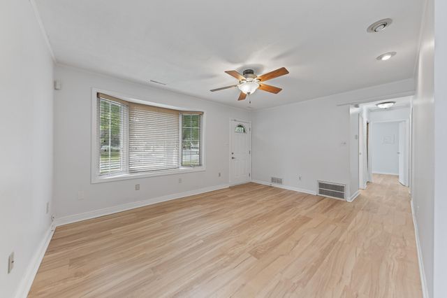 240 Idlewild Place, Lowell, IN 46356