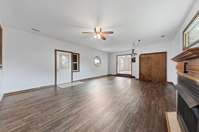 240 Idlewild Place, Lowell, IN 46356