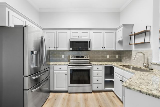 4507 Furling Lane 302, Destin, FL 32541