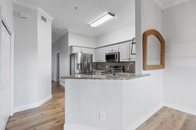 4507 Furling Lane 302, Destin, FL 32541