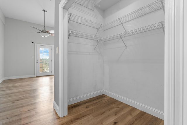 4507 Furling Lane 302, Destin, FL 32541