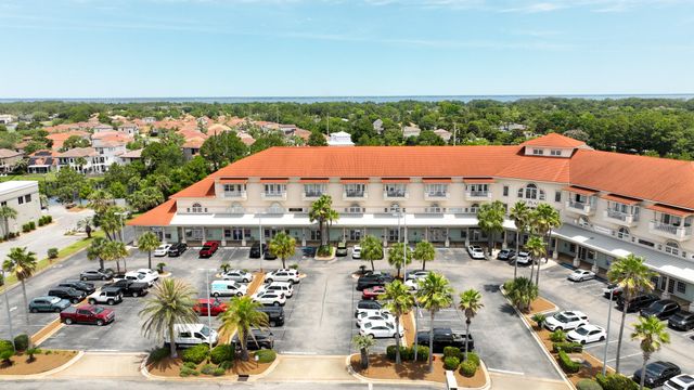 4507 Furling Lane 302, Destin, FL 32541