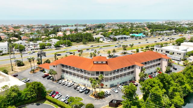 4507 Furling Lane 302, Destin, FL 32541