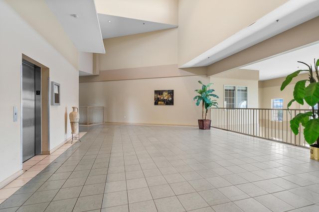 4507 Furling Lane 302, Destin, FL 32541