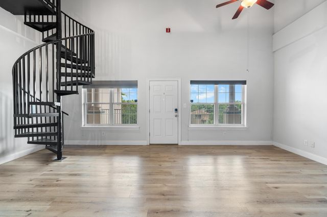 4507 Furling Lane 302, Destin, FL 32541