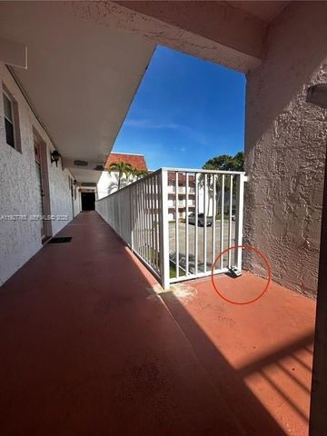 8002 Lagos De Campo Blvd B-201, Tamarac, FL 33321