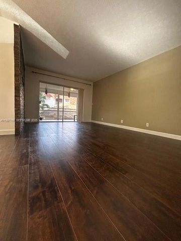 8002 Lagos De Campo Blvd B-201, Tamarac, FL 33321