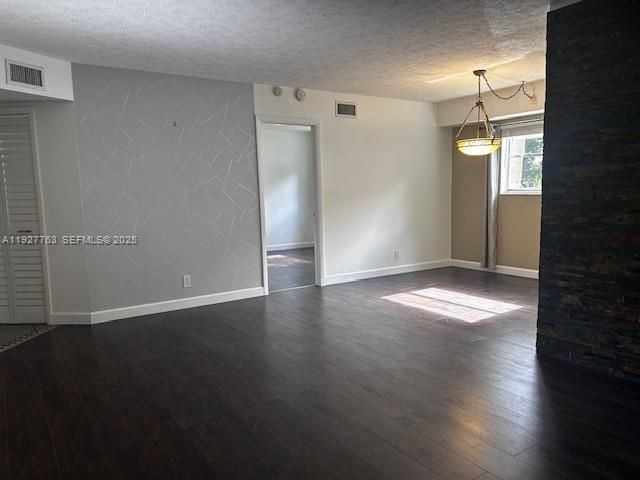 8002 Lagos De Campo Blvd B-201, Tamarac, FL 33321