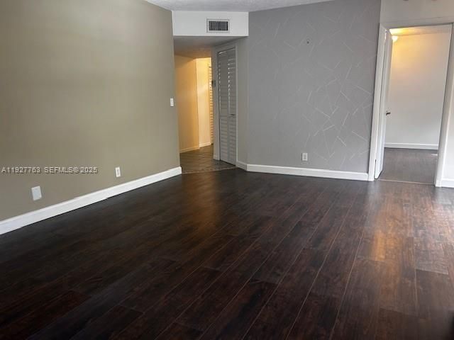 8002 Lagos De Campo Blvd B-201, Tamarac, FL 33321