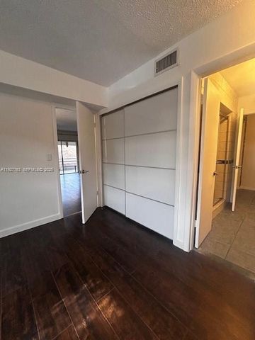 8002 Lagos De Campo Blvd B-201, Tamarac, FL 33321