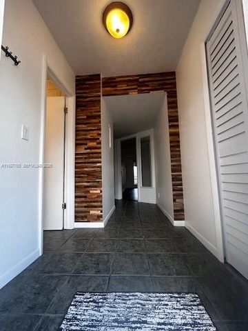 8002 Lagos De Campo Blvd B-201, Tamarac, FL 33321