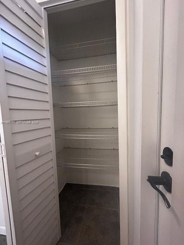 8002 Lagos De Campo Blvd B-201, Tamarac, FL 33321