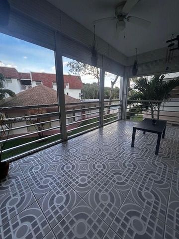 8002 Lagos De Campo Blvd B-201, Tamarac, FL 33321