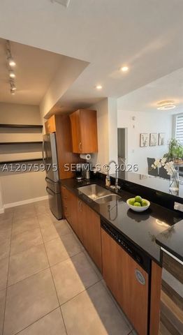 2775 NE 187th St 609, Aventura, FL 33180
