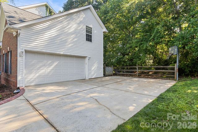324 Brixham Place, Fort Mill, SC 29708