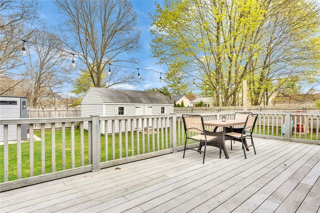 104 Larkin Avenue, Warwick, RI 02886