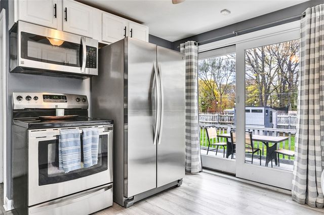 104 Larkin Avenue, Warwick, RI 02886