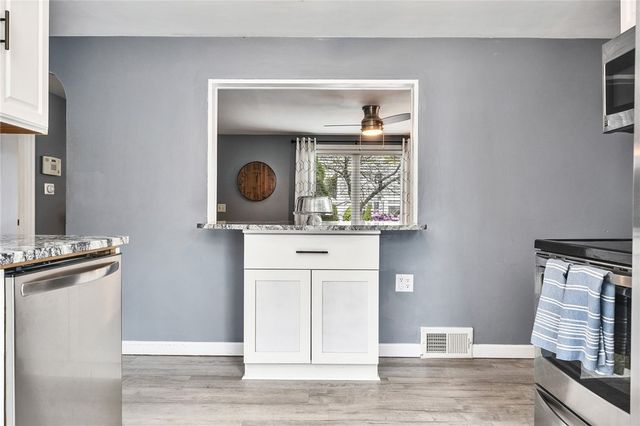 104 Larkin Avenue, Warwick, RI 02886