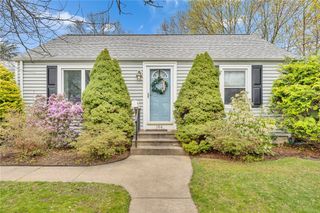 104 Larkin Avenue, Warwick, RI 02886