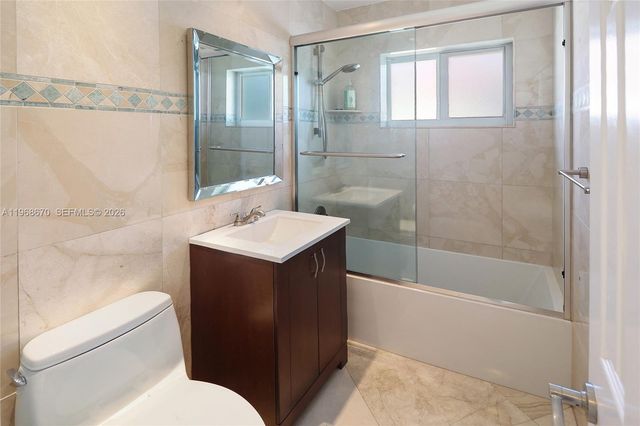 2031 NE 14th Ct, Fort Lauderdale, FL 33304