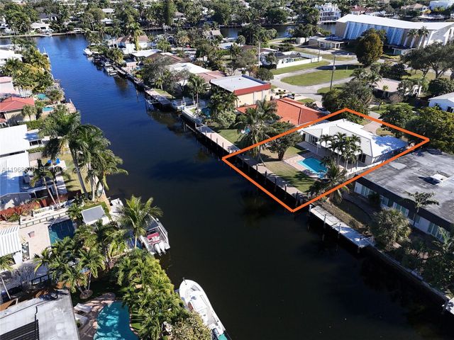 2031 NE 14th Ct, Fort Lauderdale, FL 33304