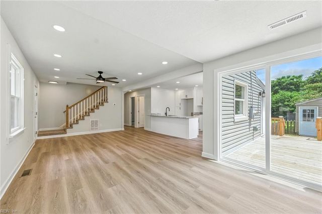 3444 E Bonner DR, Norfolk, VA 23513
