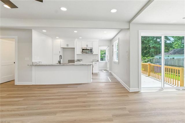 3444 E Bonner DR, Norfolk, VA 23513