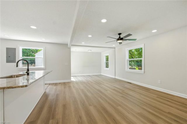 3444 E Bonner DR, Norfolk, VA 23513