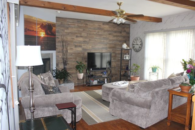 13528 LAVERGNE Avenue, Crestwood, IL 60418