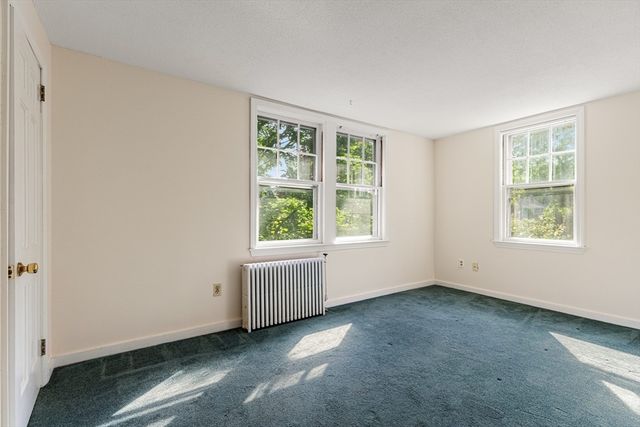 16 Preston Beach Road, Marblehead, MA 01945