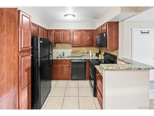 430 Zang St 4-4-103, Lakewood, CO 80228