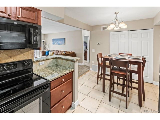 430 Zang St 4-4-103, Lakewood, CO 80228