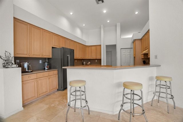 1012 SW 156th Avenue, Pembroke Pines, FL 33027