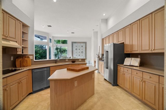 1012 SW 156th Avenue, Pembroke Pines, FL 33027