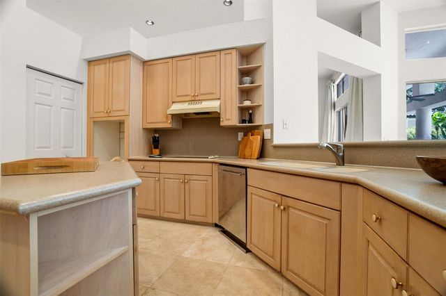 1012 SW 156th Avenue, Pembroke Pines, FL 33027