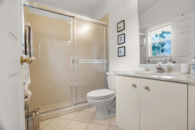 1012 SW 156th Avenue, Pembroke Pines, FL 33027