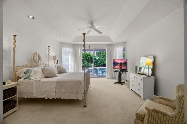 1012 SW 156th Avenue, Pembroke Pines, FL 33027