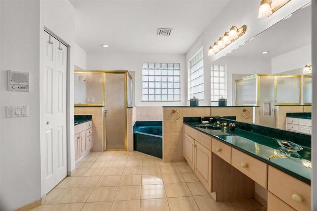 1012 SW 156th Avenue, Pembroke Pines, FL 33027