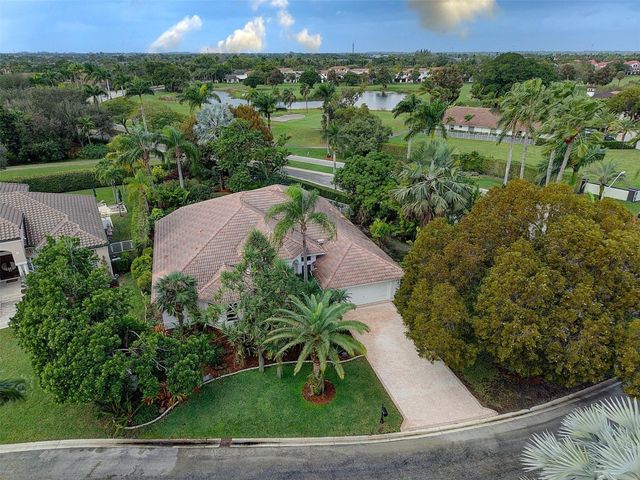 1012 SW 156th Avenue, Pembroke Pines, FL 33027