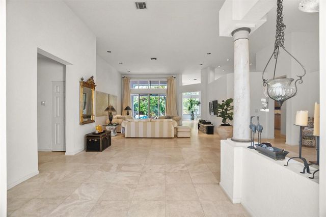 1012 SW 156th Avenue, Pembroke Pines, FL 33027