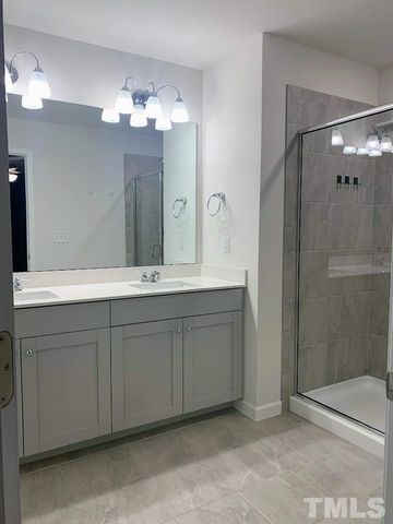 612 Creekway Drive, Fuquay Varina, NC 27526