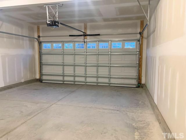 612 Creekway Drive, Fuquay Varina, NC 27526