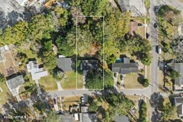 1613 LOYOLA Drive N, Jacksonville, FL 32218