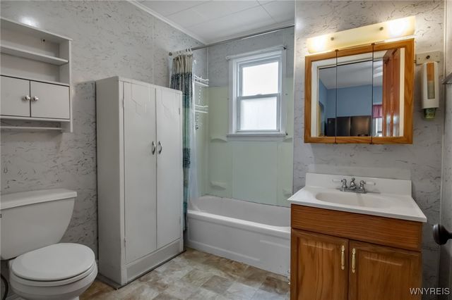 2623 Seneca Street, West Seneca, NY 14224