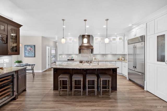 2816 S Bear Claw Way, Meridian, ID 83642