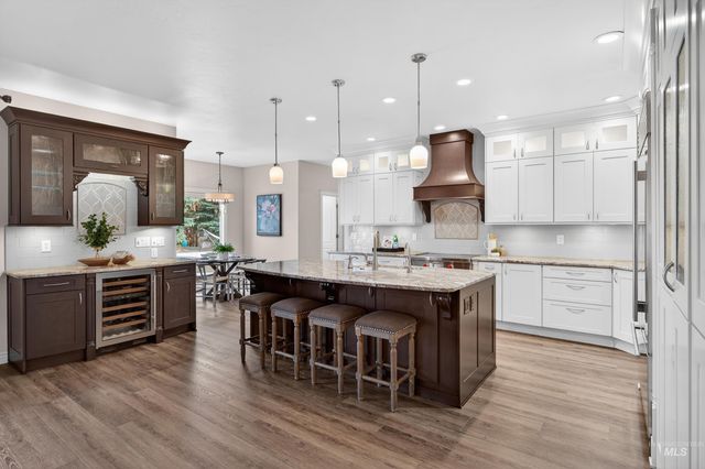 2816 S Bear Claw Way, Meridian, ID 83642