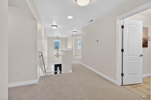 2816 S Bear Claw Way, Meridian, ID 83642