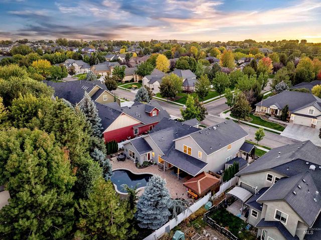 2816 S Bear Claw Way, Meridian, ID 83642