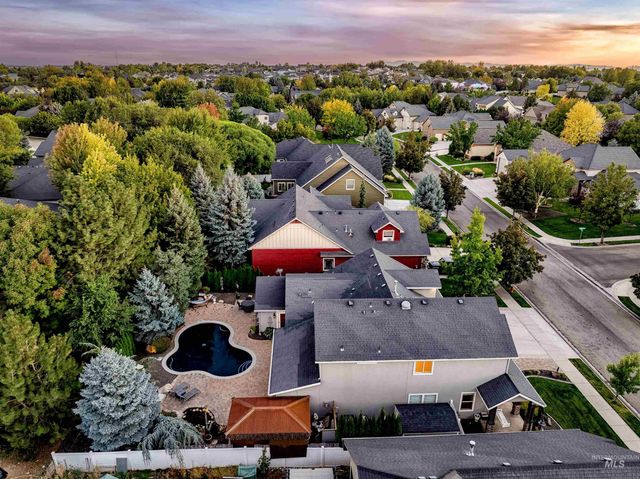 2816 S Bear Claw Way, Meridian, ID 83642